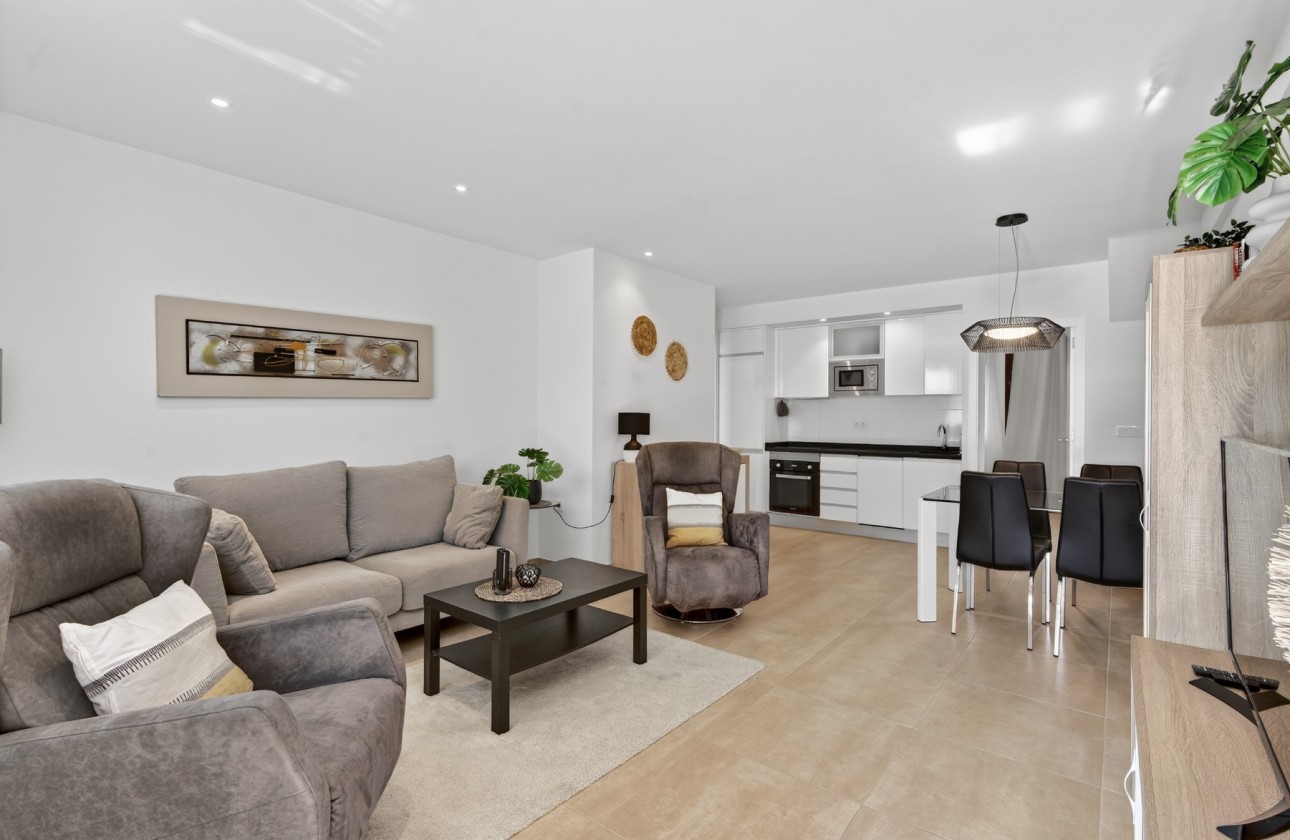 Resale - Ground Floor  - Torrevieja - Aguas Nuevas 