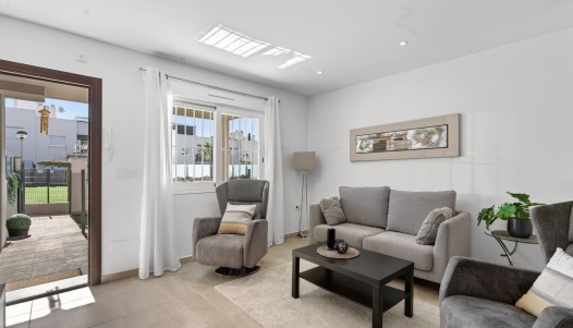 Resale - Ground Floor  - Torrevieja - Aguas Nuevas 