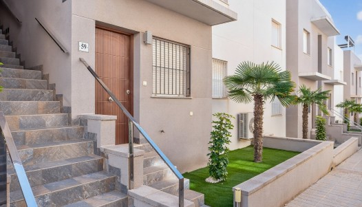 Resale - Ground Floor  - Torrevieja - Aguas Nuevas 