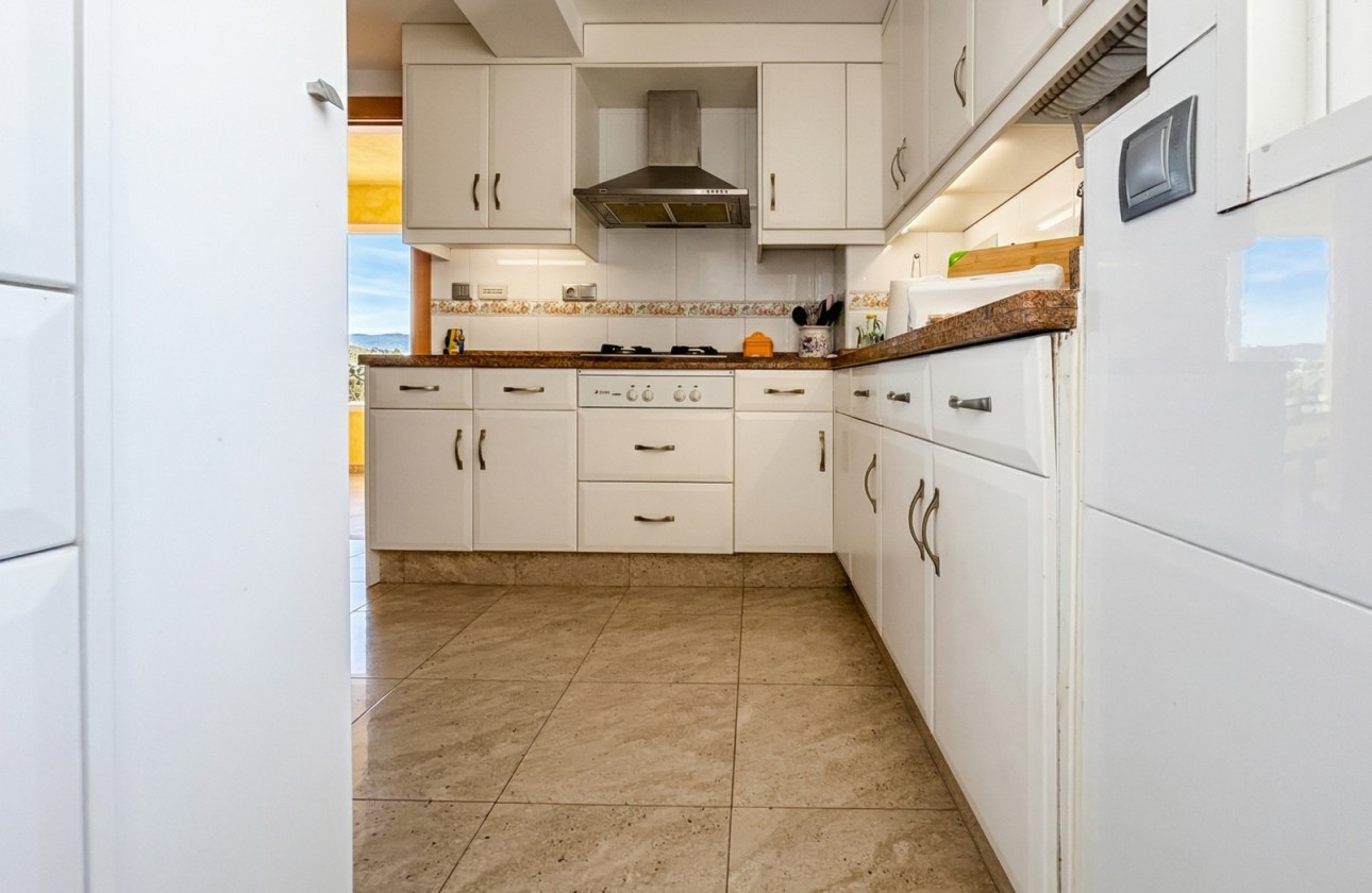 Resale - Apartment - Santa Pola