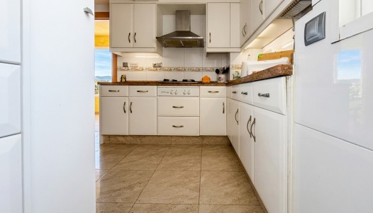 Resale - Apartment - Santa Pola