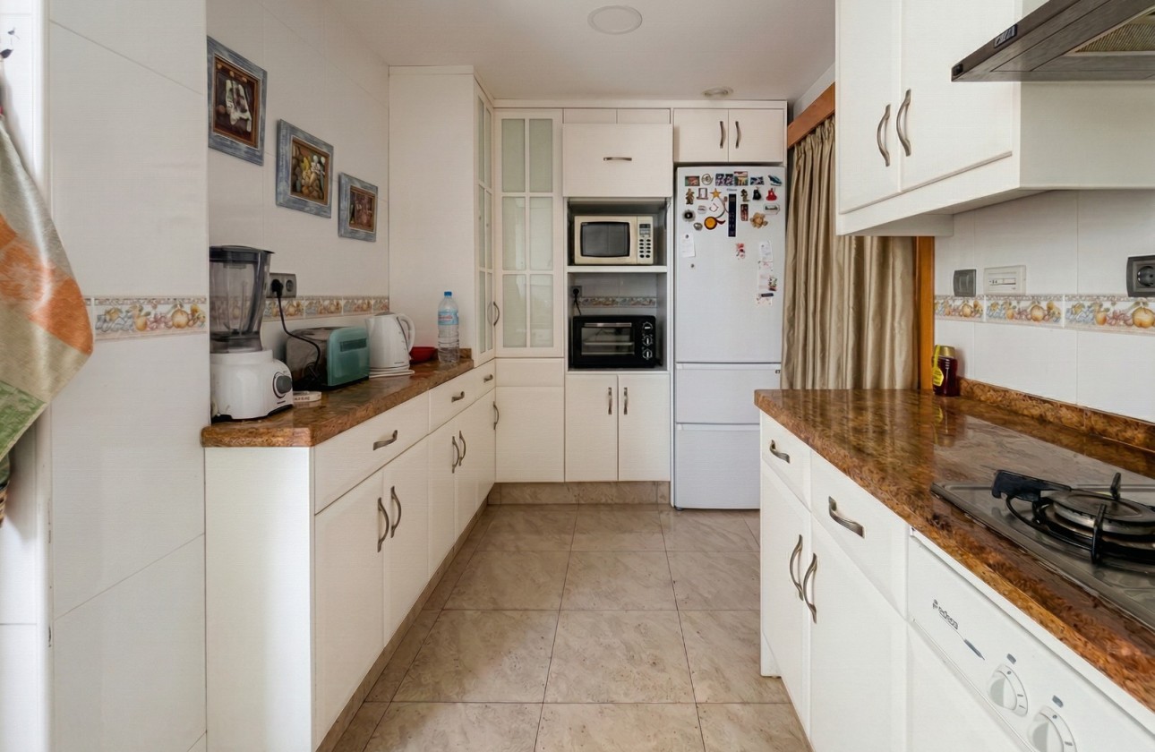 Resale - Apartment - Santa Pola