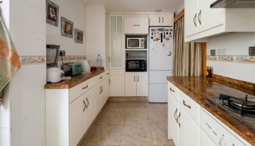 Resale - Apartment - Santa Pola