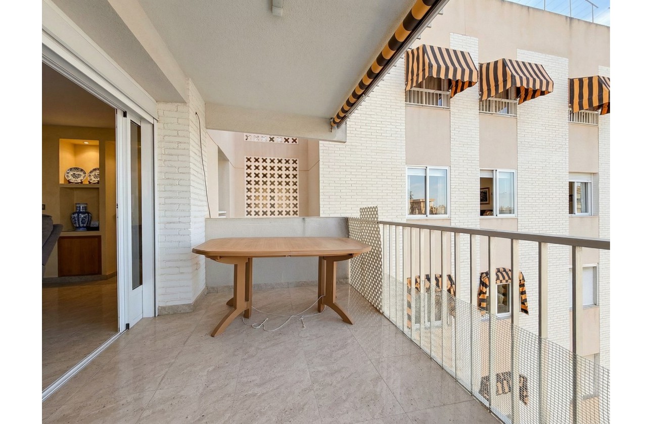 Resale - Apartment - Santa Pola