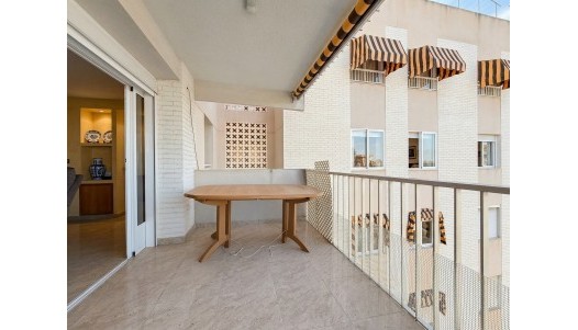 Resale - Apartment - Santa Pola