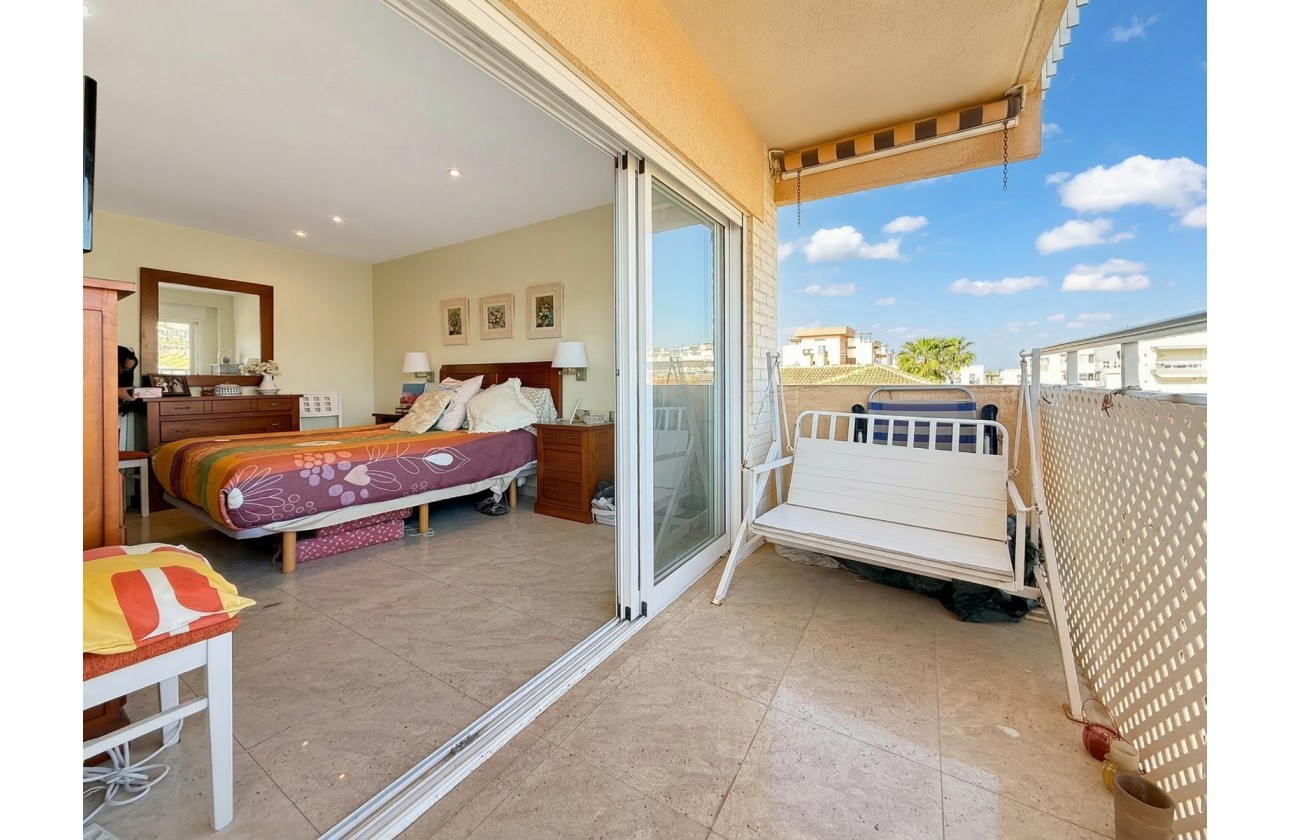 Resale - Apartment - Santa Pola