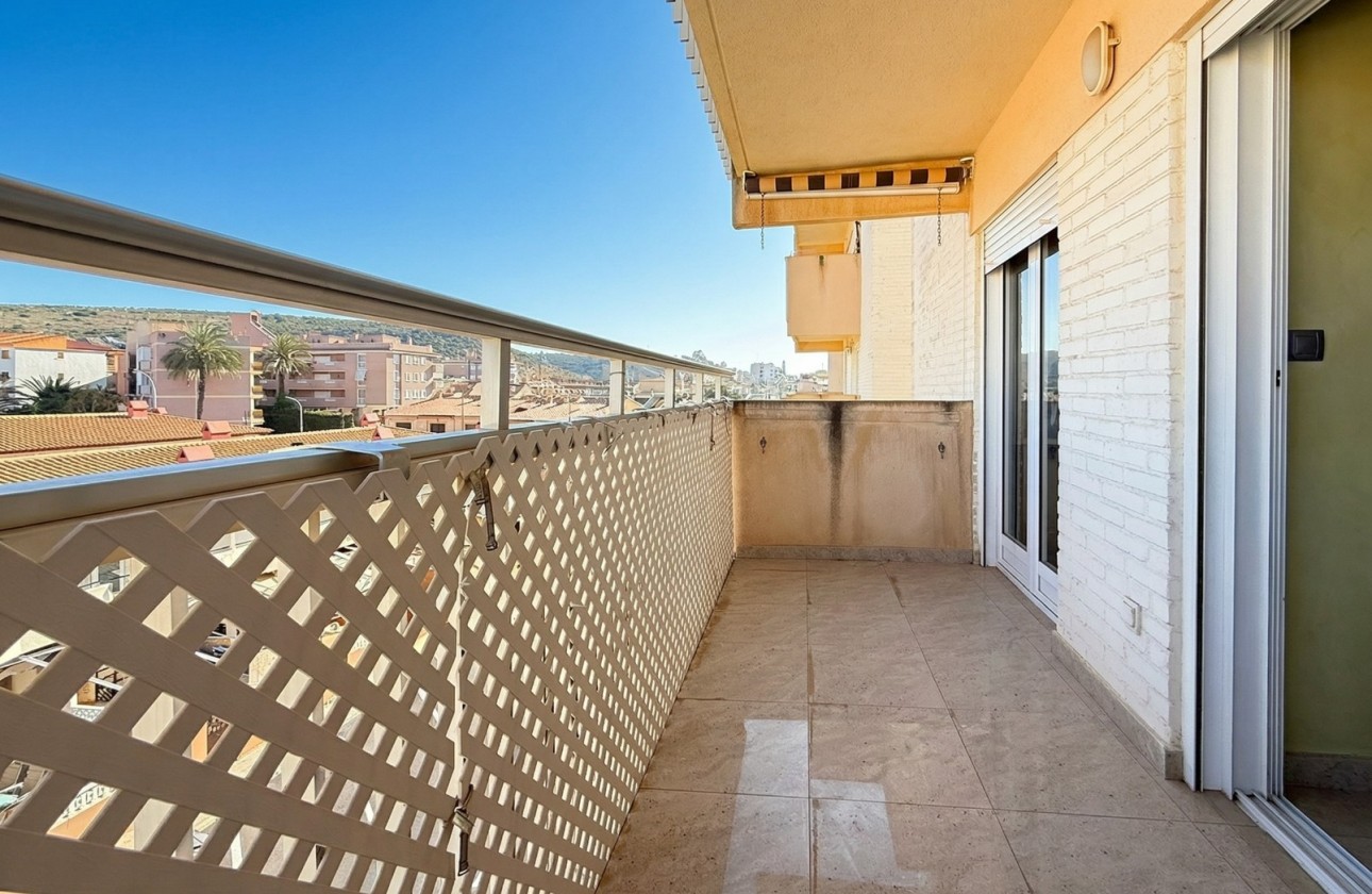 Resale - Apartment - Santa Pola