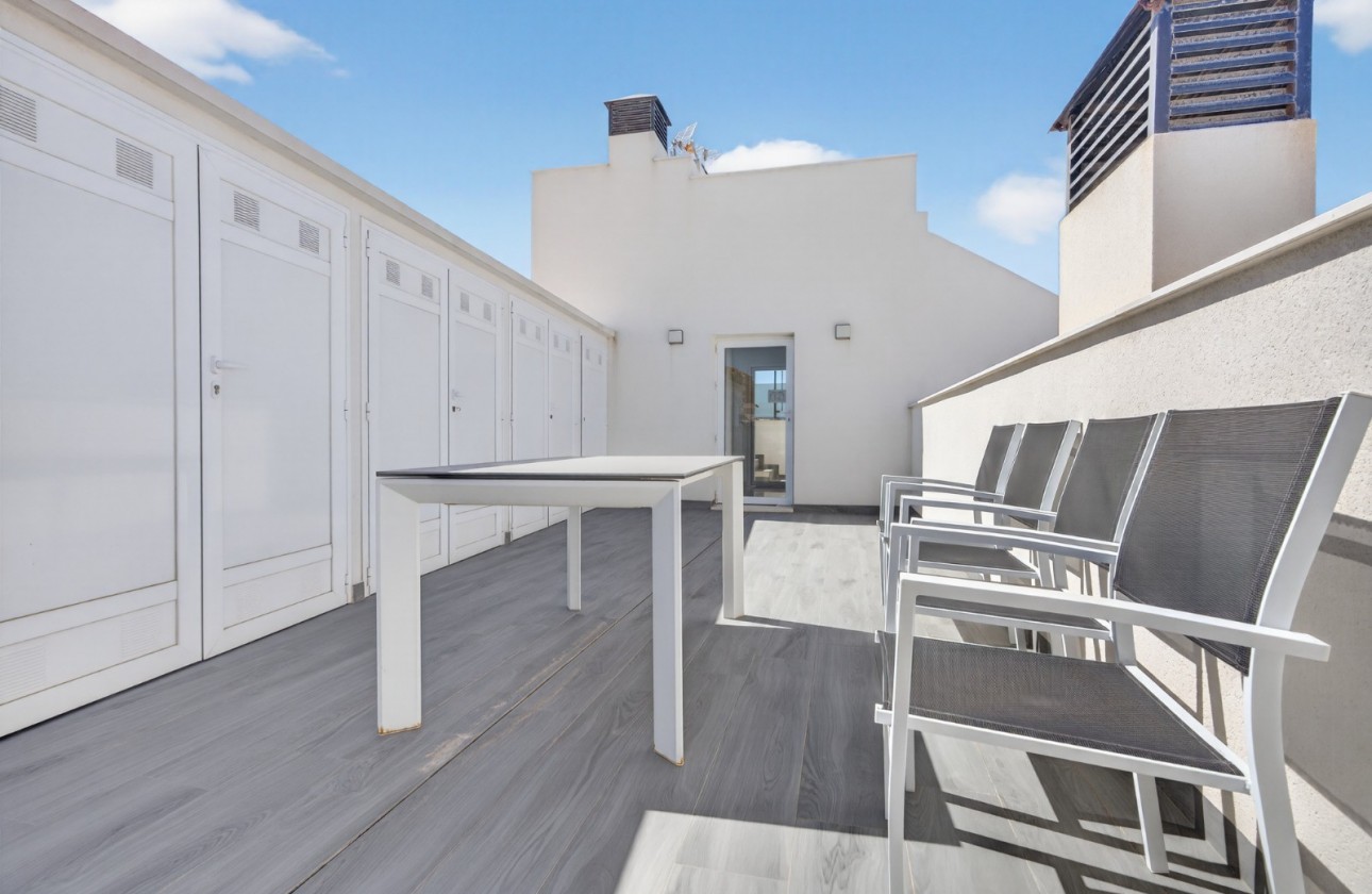 Resale - Apartment - Torrevieja - Playa de los Locos