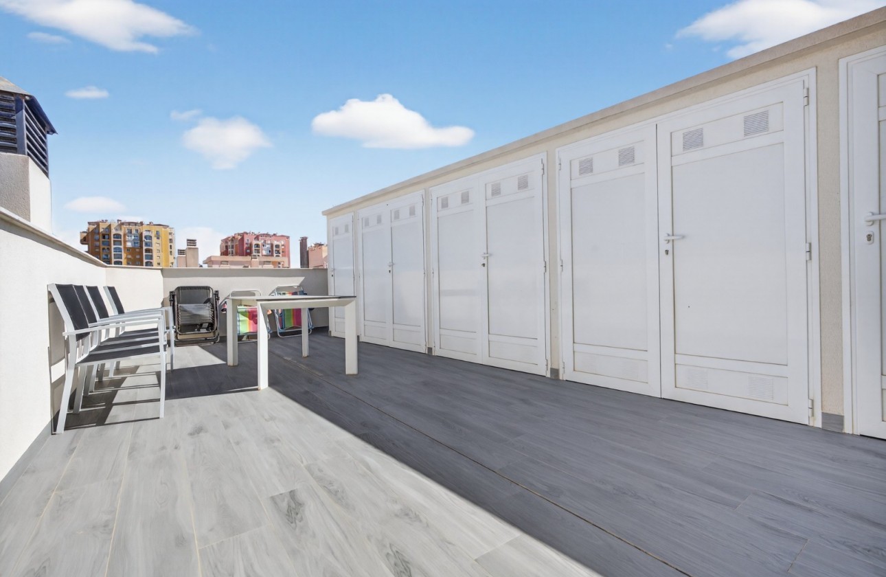 Resale - Apartment - Torrevieja - Playa de los Locos