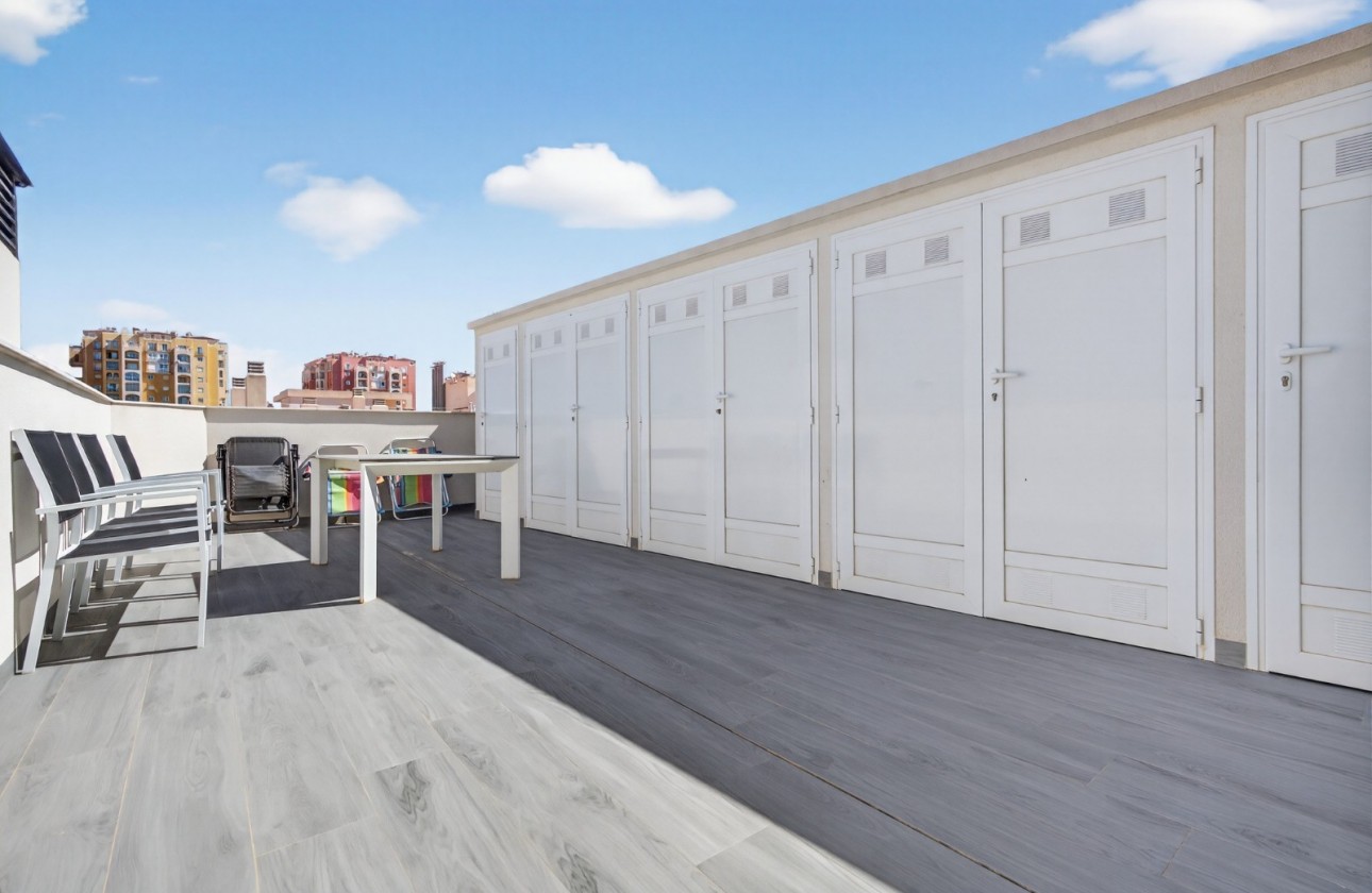 Resale - Apartment - Torrevieja - Playa de los Locos