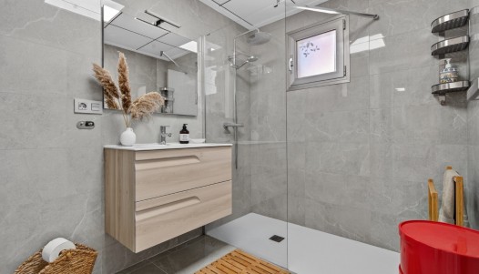 Resale - Apartment - Torrevieja - Playa de los Locos