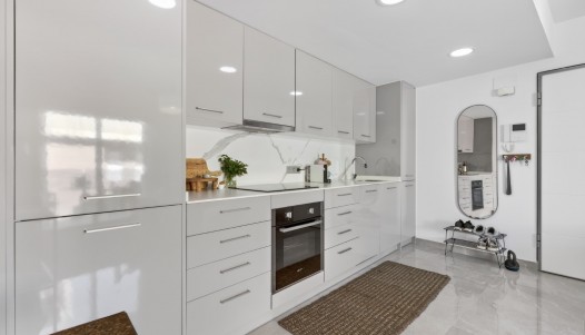 Resale - Apartment - Torrevieja - Playa de los Locos