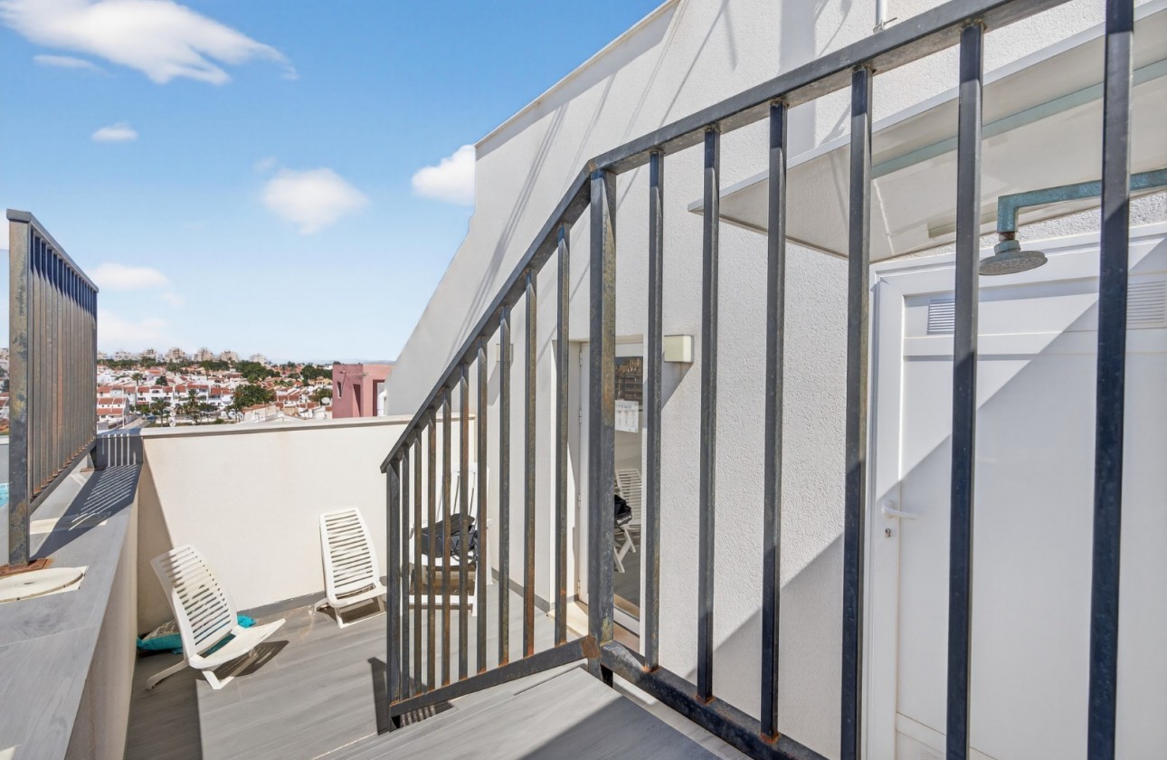 Resale - Apartment - Torrevieja - Playa de los Locos