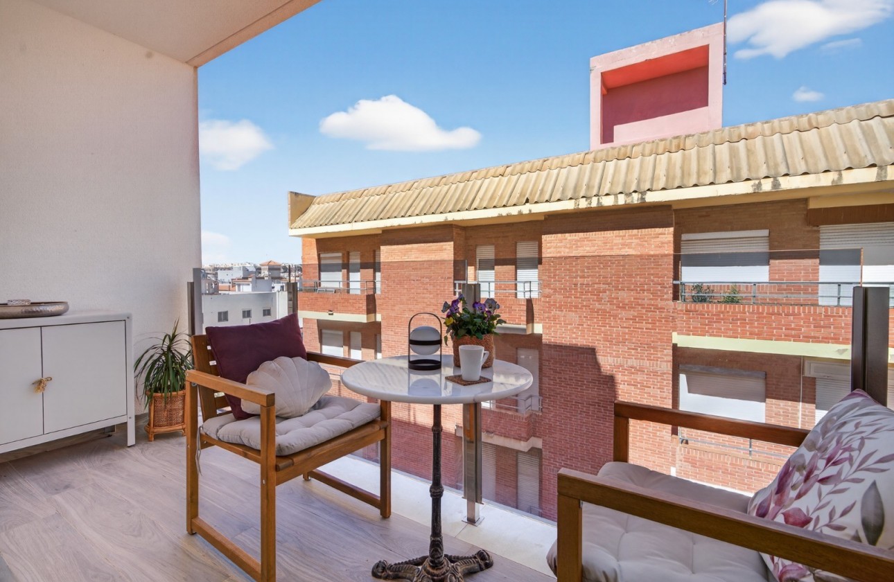 Resale - Apartment - Torrevieja - Playa de los Locos