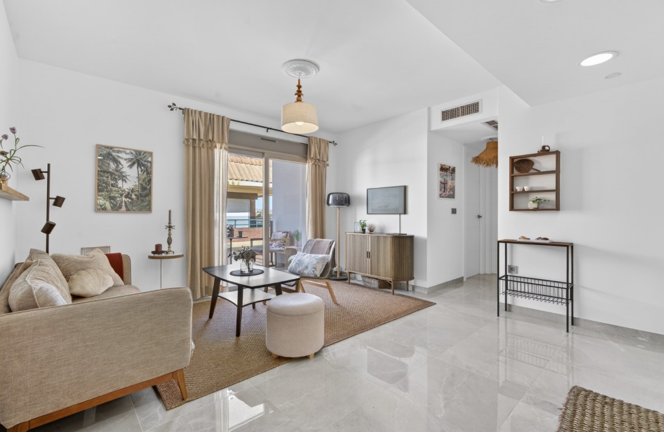 Resale - Apartment - Torrevieja - Playa de los Locos