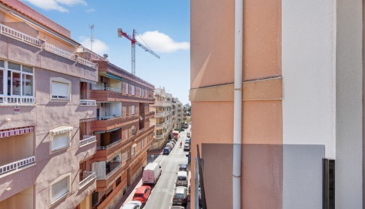Resale - Apartment - Torrevieja - Playa de los Locos