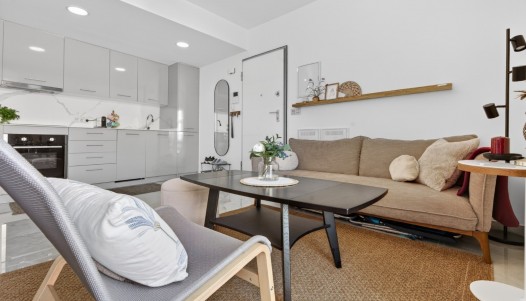 Resale - Apartment - Torrevieja - Playa de los Locos