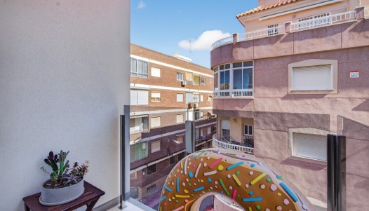 Resale - Apartment - Torrevieja - Playa de los Locos
