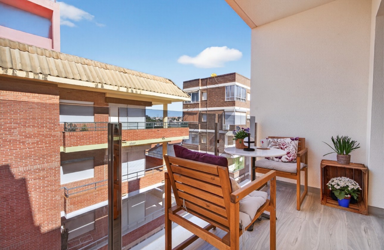 Resale - Apartment - Torrevieja - Playa de los Locos