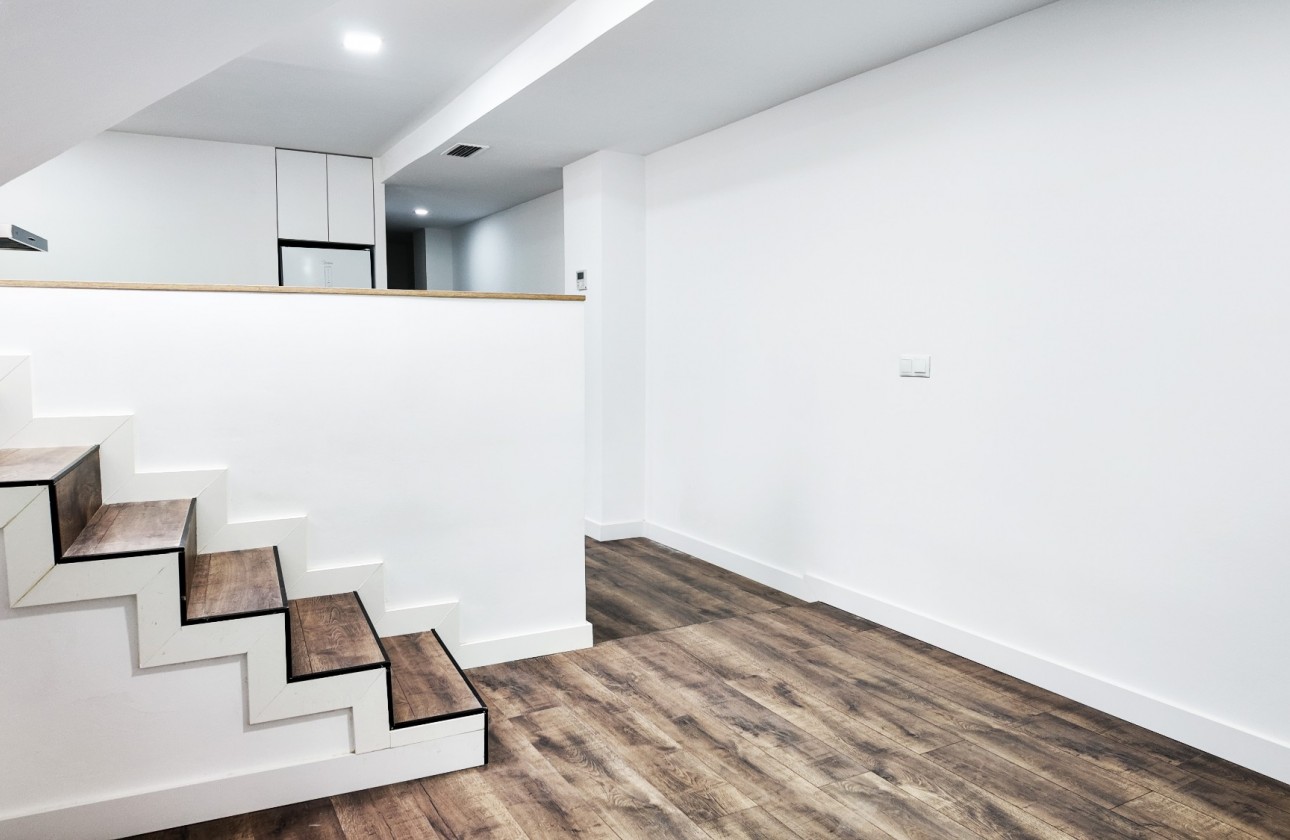 Resale - Duplex - Alicante - Center