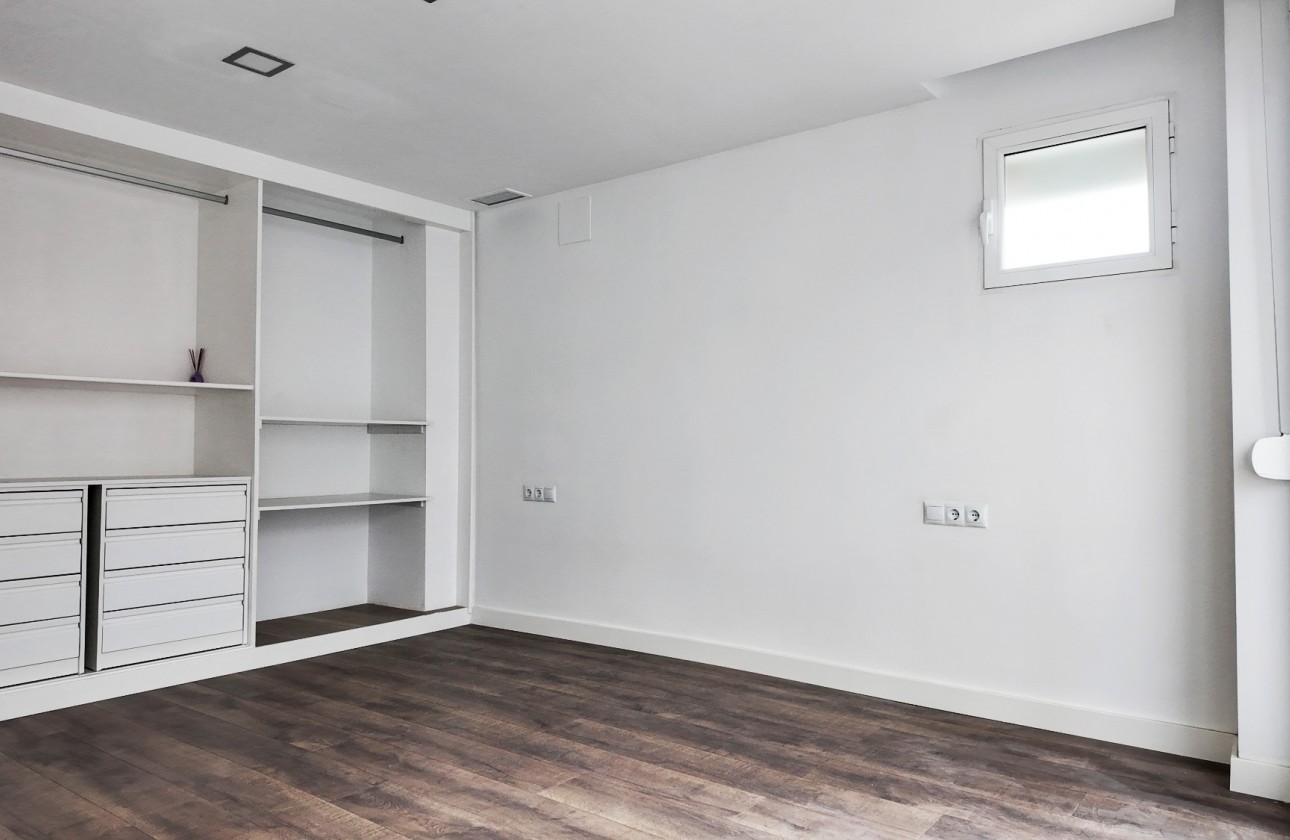 Resale - Duplex - Alicante - Center