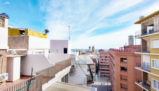 Resale - Duplex - Alicante - Center