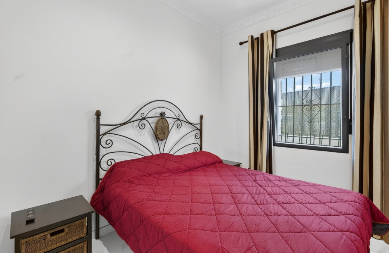 Resale - Villa - El Altet - San Francisco de Asis