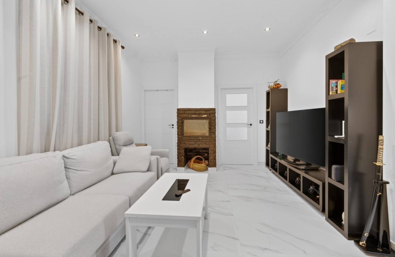 Resale - Villa - El Altet - San Francisco de Asis