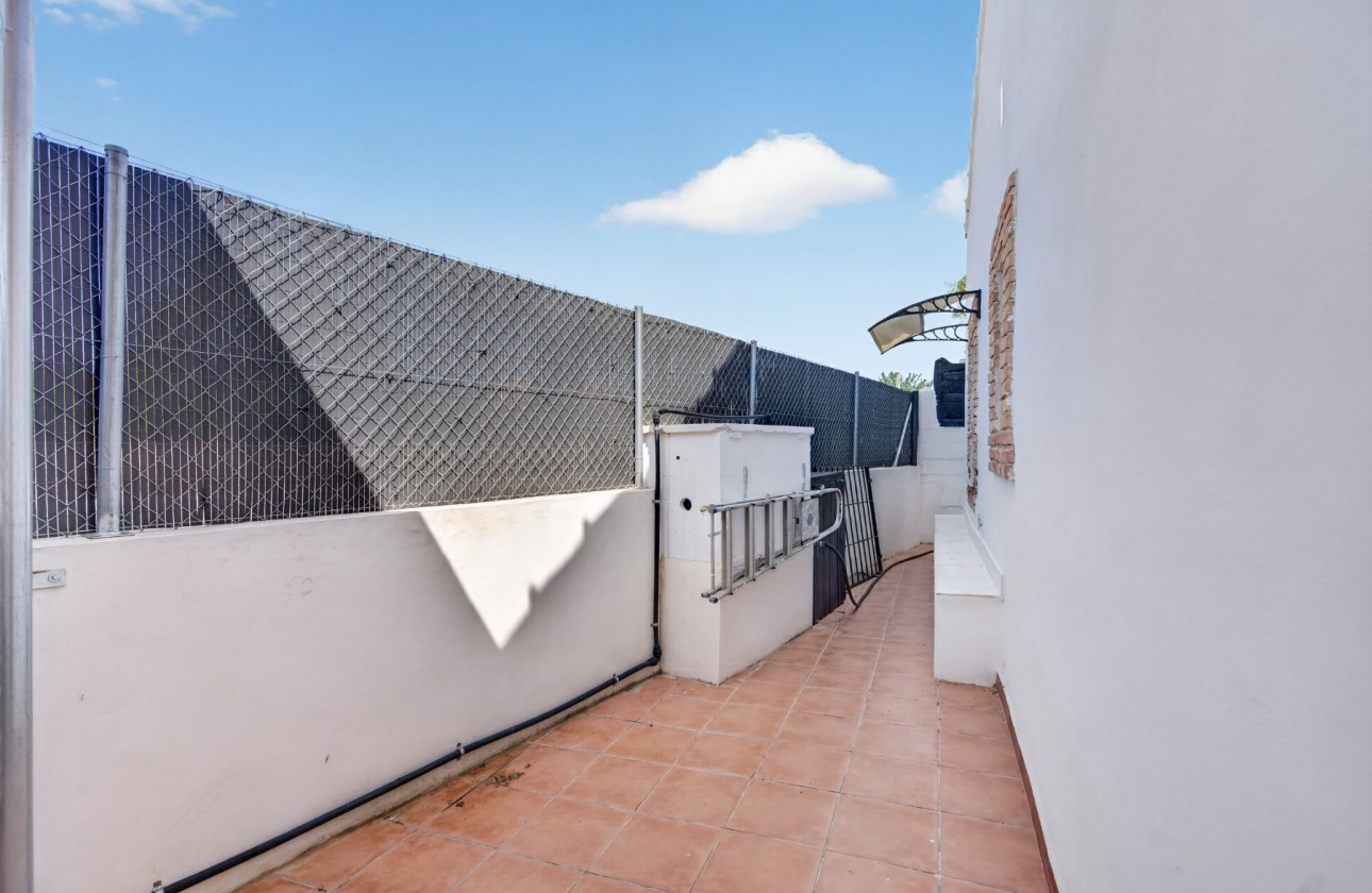 Resale - Villa - El Altet - San Francisco de Asis