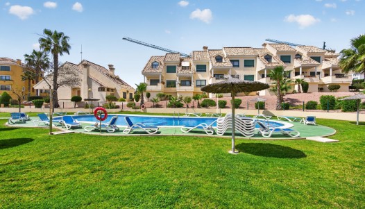 Resale - Apartment - Orihuela Costa - Campoamor