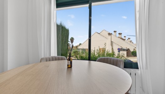 Resale - Apartment - Orihuela Costa - Campoamor