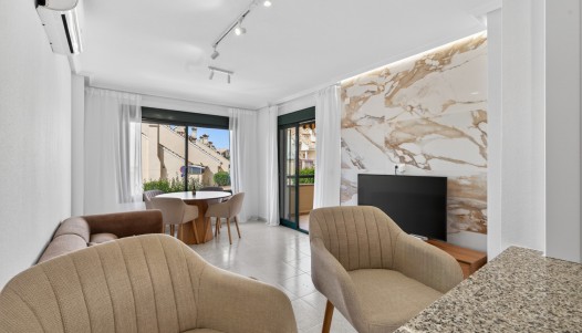 Resale - Apartment - Orihuela Costa - Campoamor
