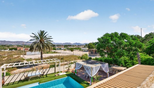 Resale - Villa - Orihuela - Orihuela Center