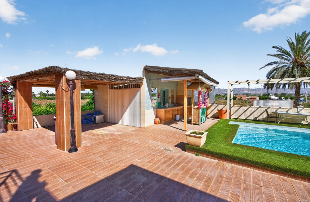 Resale - Villa - Orihuela - Orihuela Center
