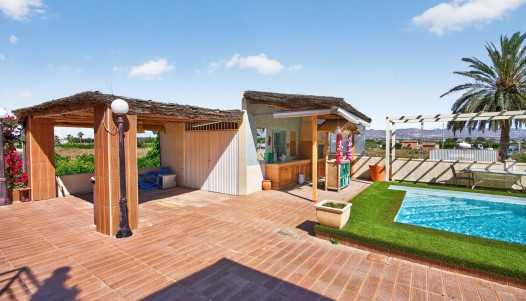 Resale - Villa - Orihuela - Orihuela Center