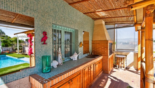 Resale - Villa - Orihuela - Orihuela Center