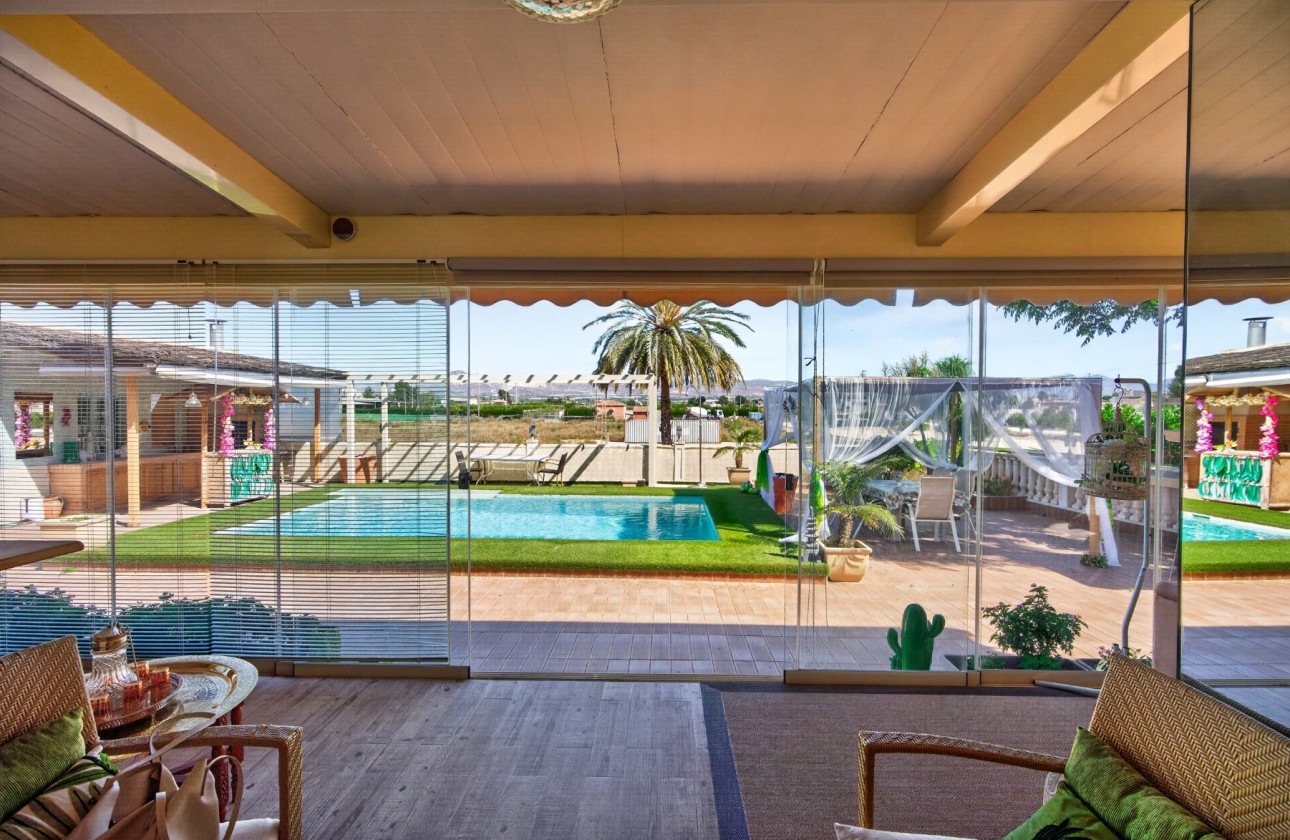 Resale - Villa - Orihuela - Orihuela Center