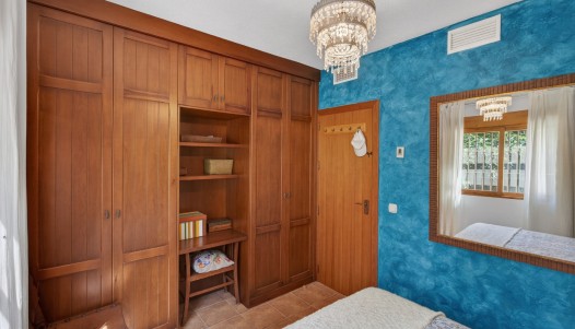 Resale - Villa - Orihuela - Orihuela Center