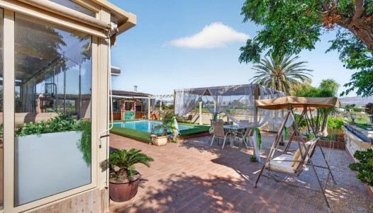Resale - Villa - Orihuela - Orihuela Center