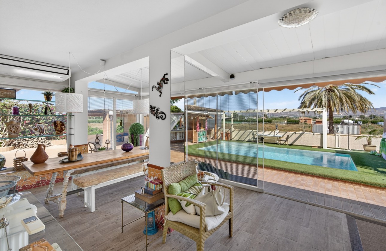Resale - Villa - Orihuela - Orihuela Center