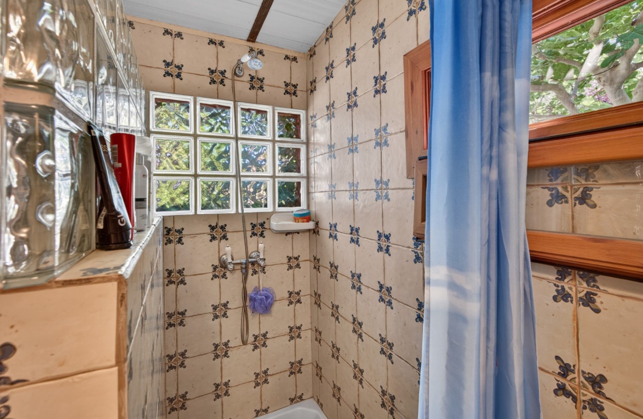 Resale - Villa - Orihuela - Orihuela Center