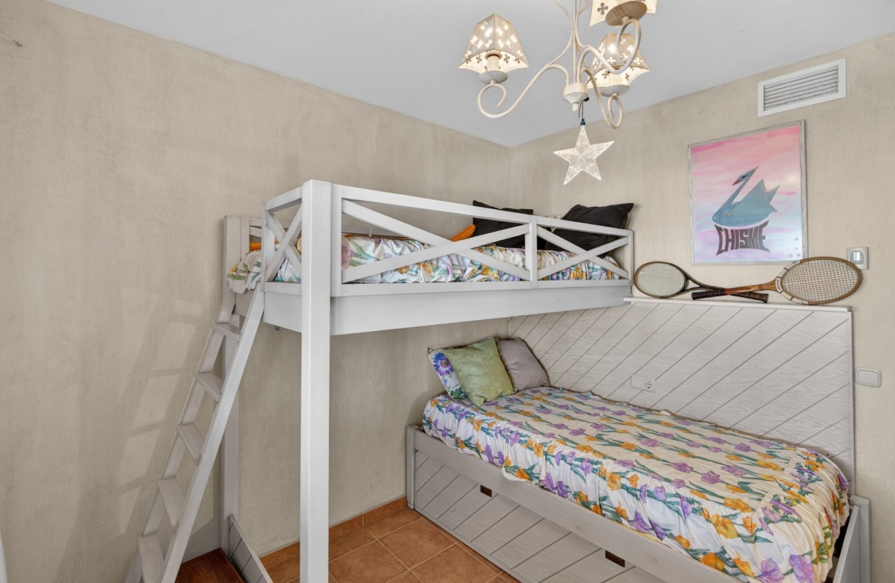 Resale - Villa - Orihuela - Orihuela Center