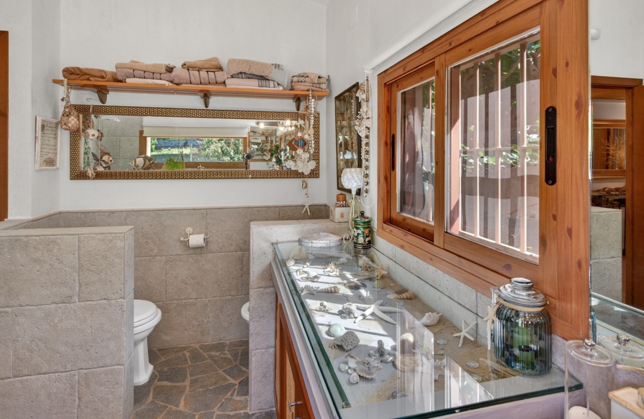 Resale - Villa - Orihuela - Orihuela Center