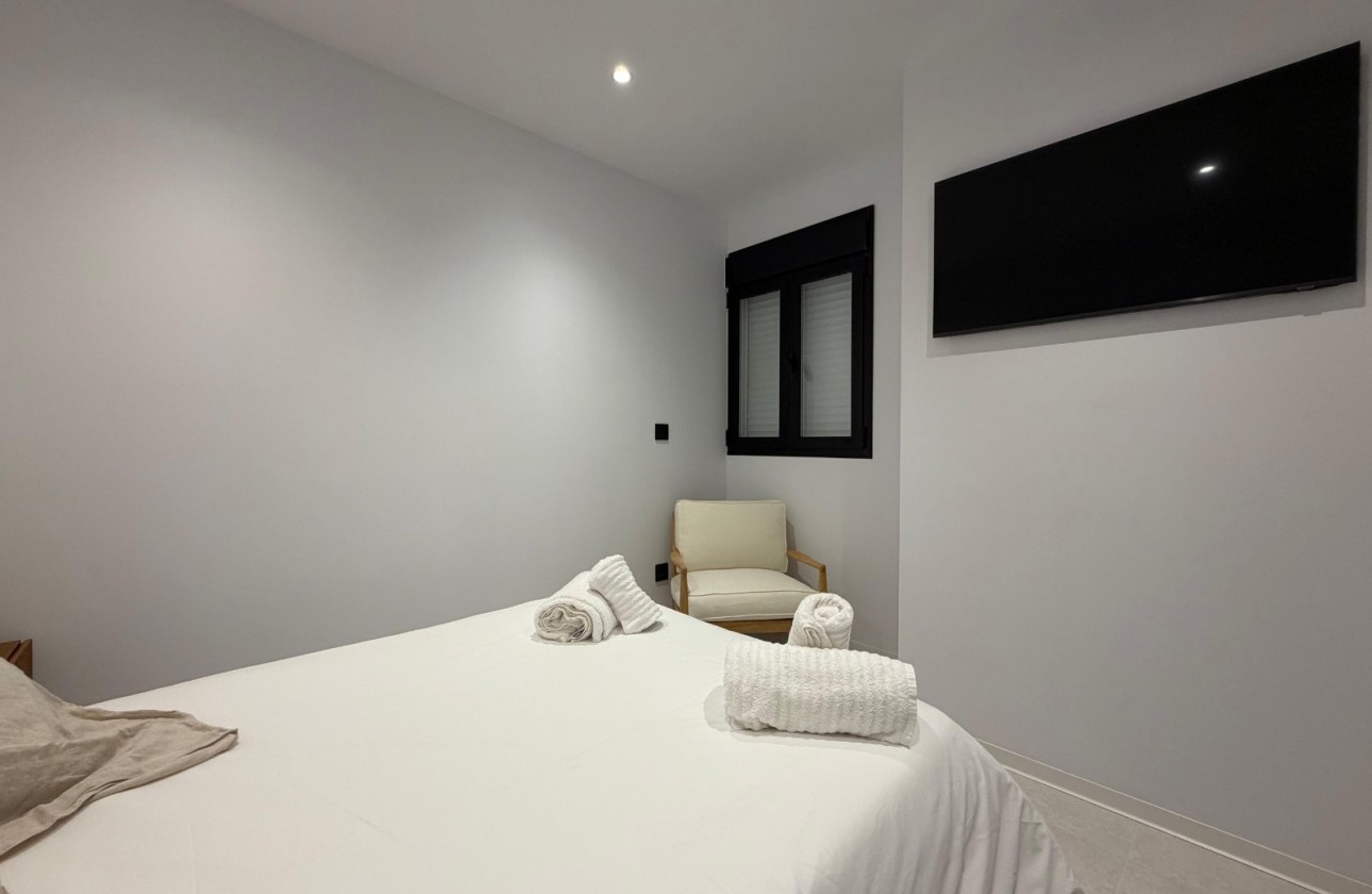 Segunda mano - Apartamento - Alicante - Centro