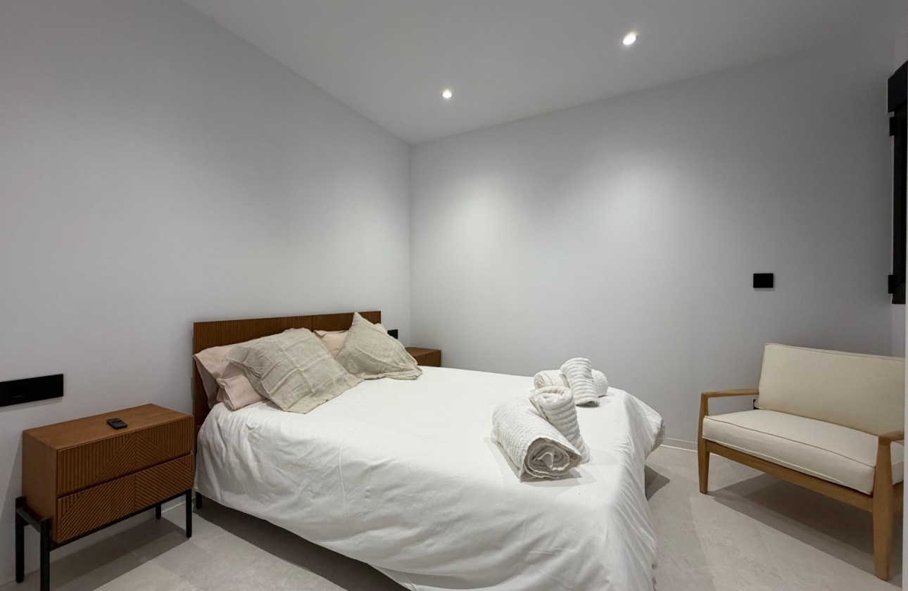 Segunda mano - Apartamento - Alicante - Centro