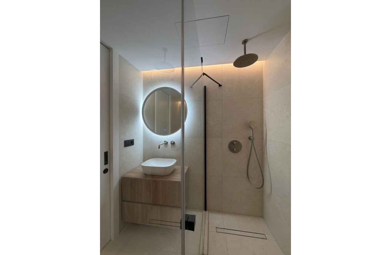 Segunda mano - Apartamento - Alicante - Centro
