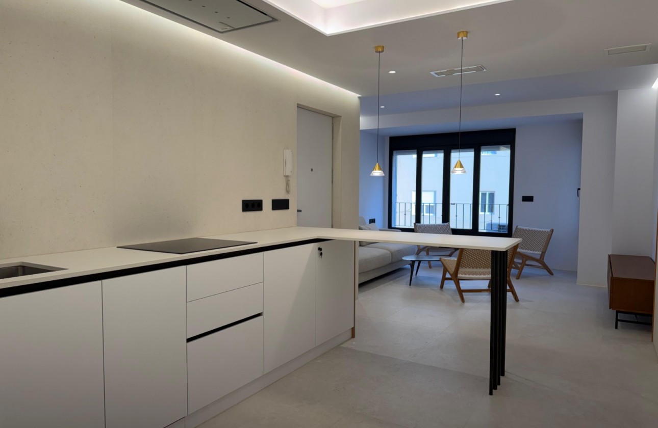 Segunda mano - Apartamento - Alicante - Centro