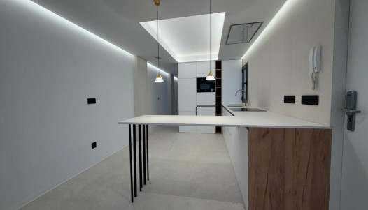 Segunda mano - Apartamento - Alicante - Centro