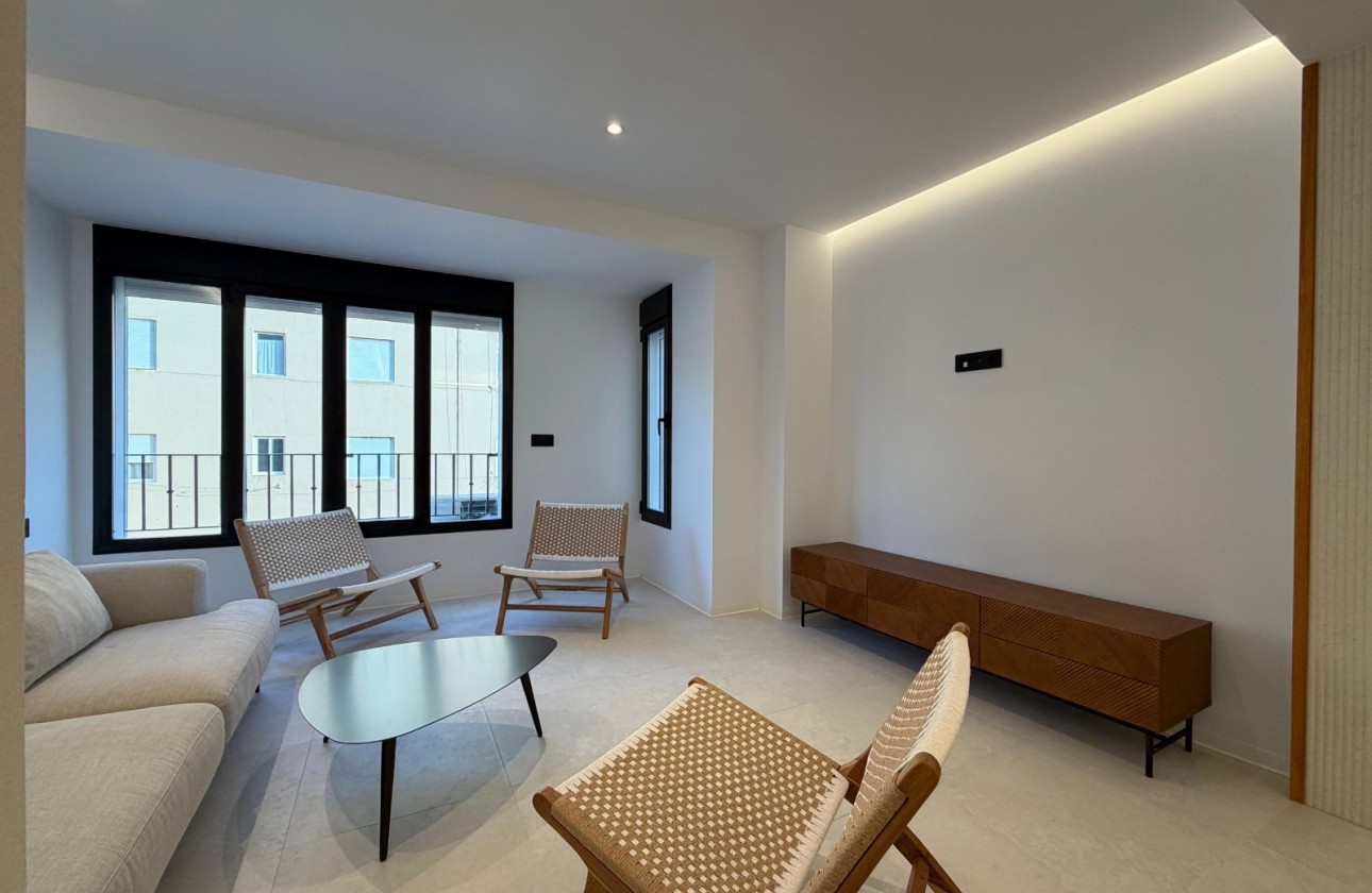 Segunda mano - Apartamento - Alicante - Centro