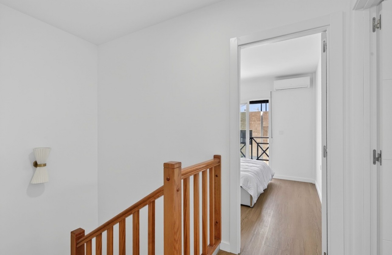 Resale - Villa / Semi-detached - Villamartin - Res. Las Filipinas